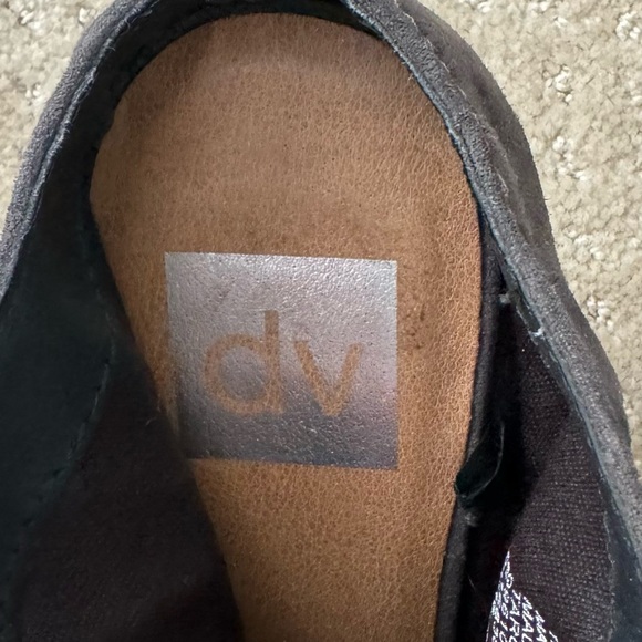 DOLCE VITA (DV)Women’s Grey Casual SlipOn Ankle Bootie BlockHeels Boots-Size 8.5 - Picture 4 of 8